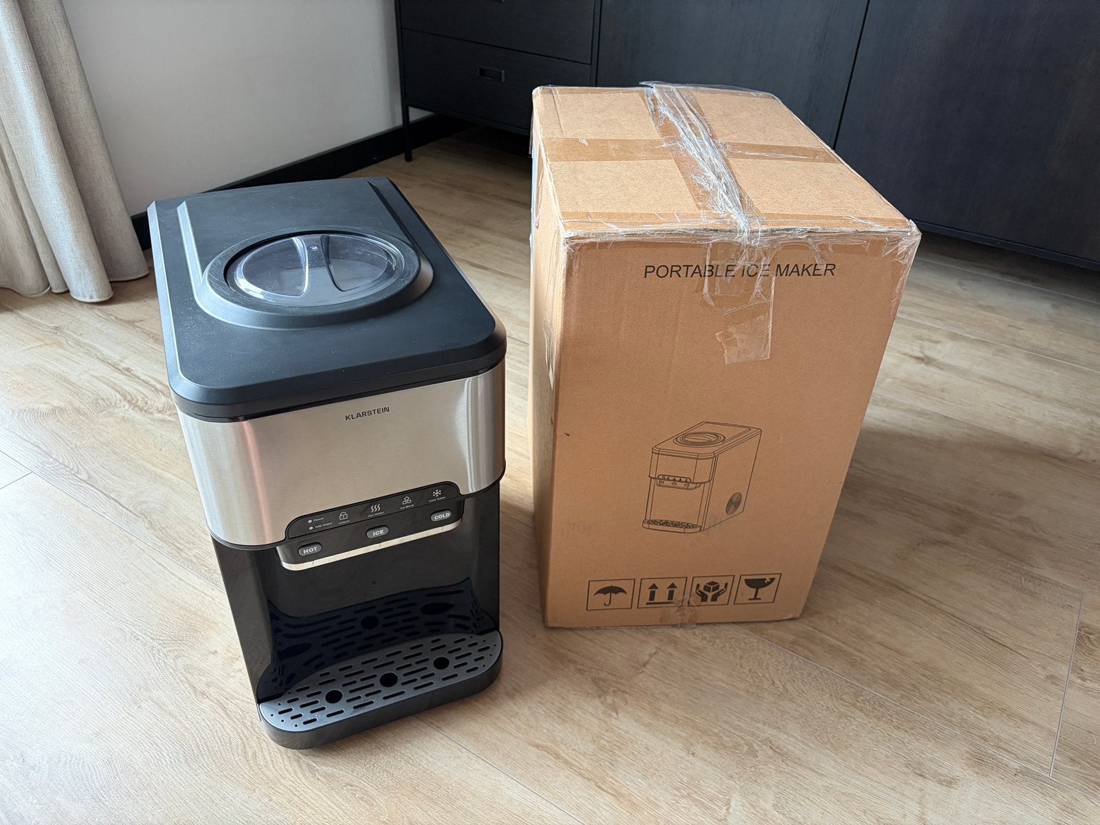 Klarstein Aqueous ijsblokjesmachine dispenser, nieuw!, Ophalen of Verzenden, Nieuw, Zelfvriezend