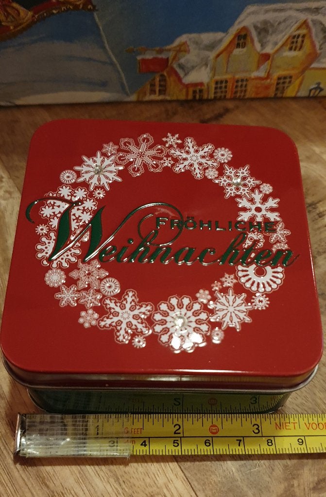 Blik met 'strass' in deksel: 'Fröhliche Weihnachten' Kerst !, Diversen, Ophalen of Verzenden, Nieuw