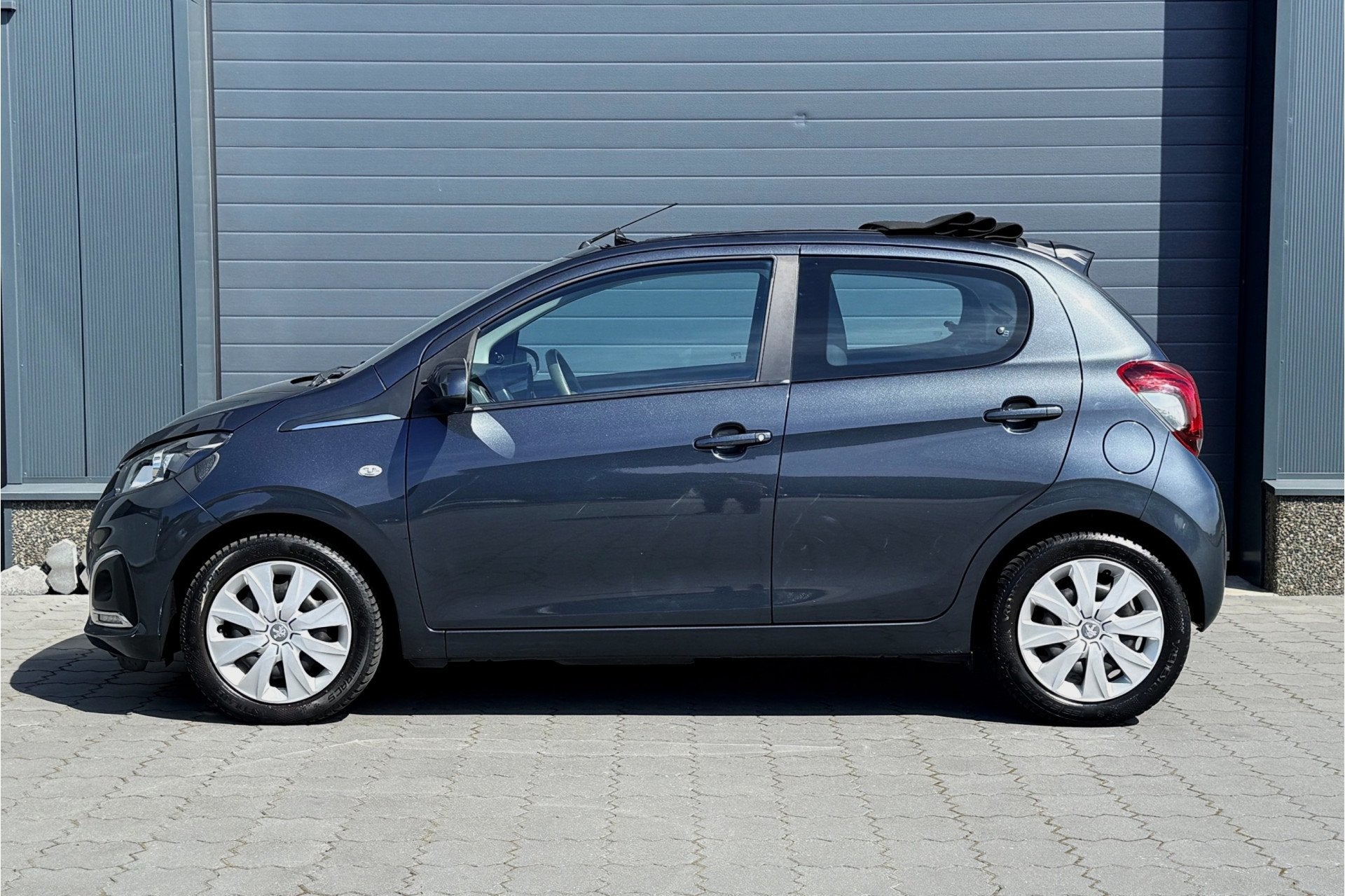 Peugeot 108 1.0 e-VTi Active TOP! CABRIODAK (bj 2019), Auto's, Voorwielaandrijving, Dealer onderhouden, Stof, Gebruikt