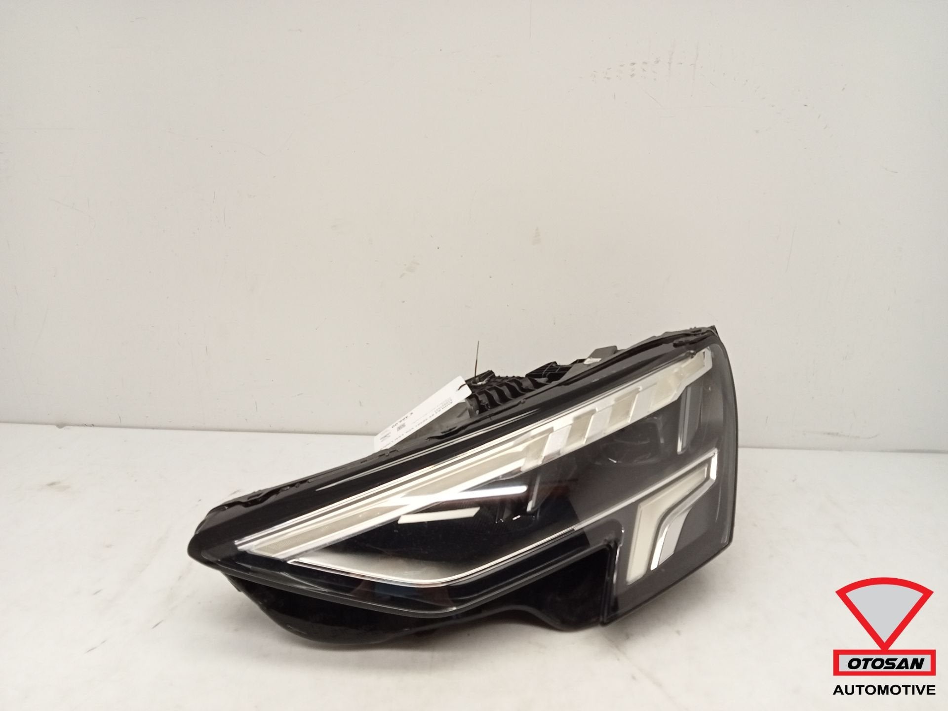 Audi A3 8Y 2020+ Vol LED Koplamp Links 8Y0941033