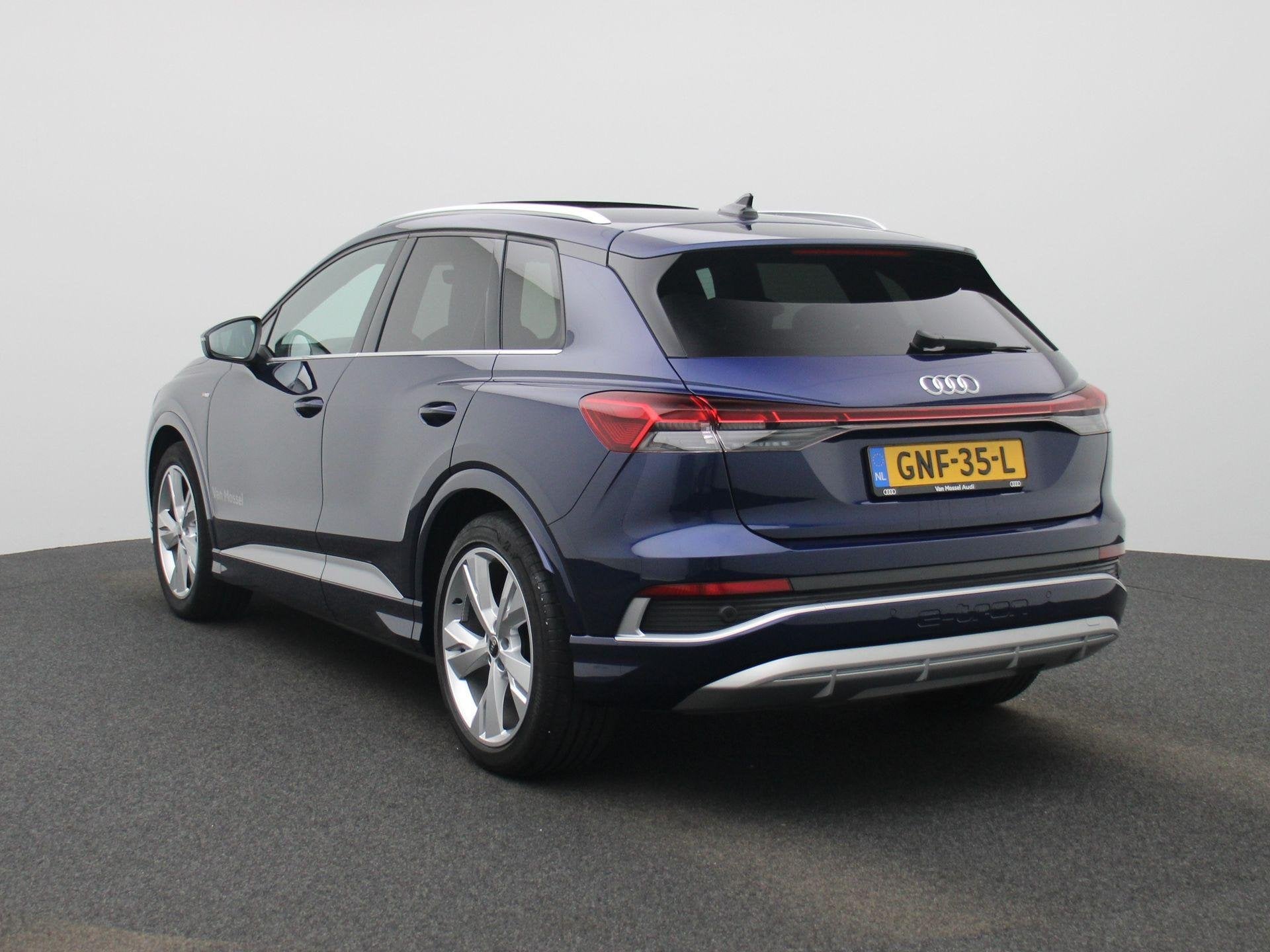 Audi Q4 e-tron 45 Edition 82 kWh | Demo | Glazen panoramadak, Auto's, Automaat, 12 maanden, Zwart, 82 kWh