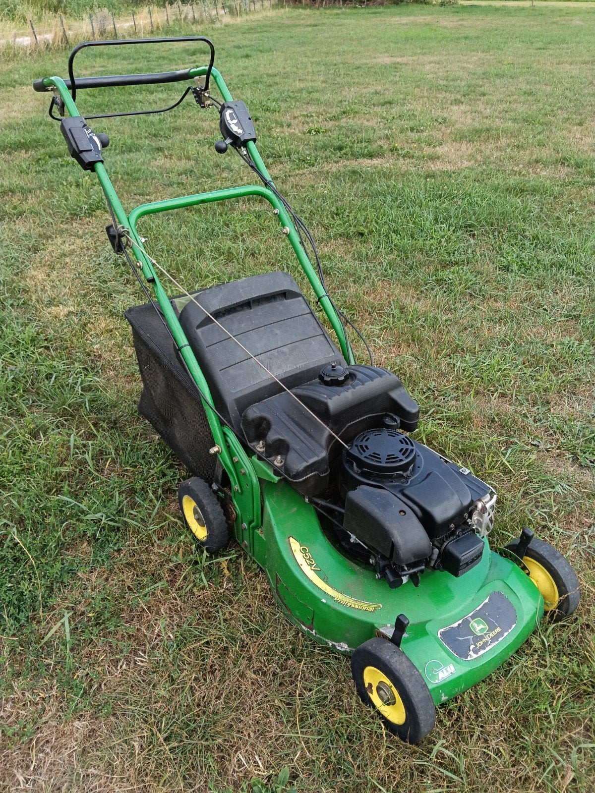 Grasmaaier benzine, John Deere , C52V Professional 

Alumini, Cirkelmaaier, Gebruikt, Benzine-grasmaaier, 50 cm of meer
