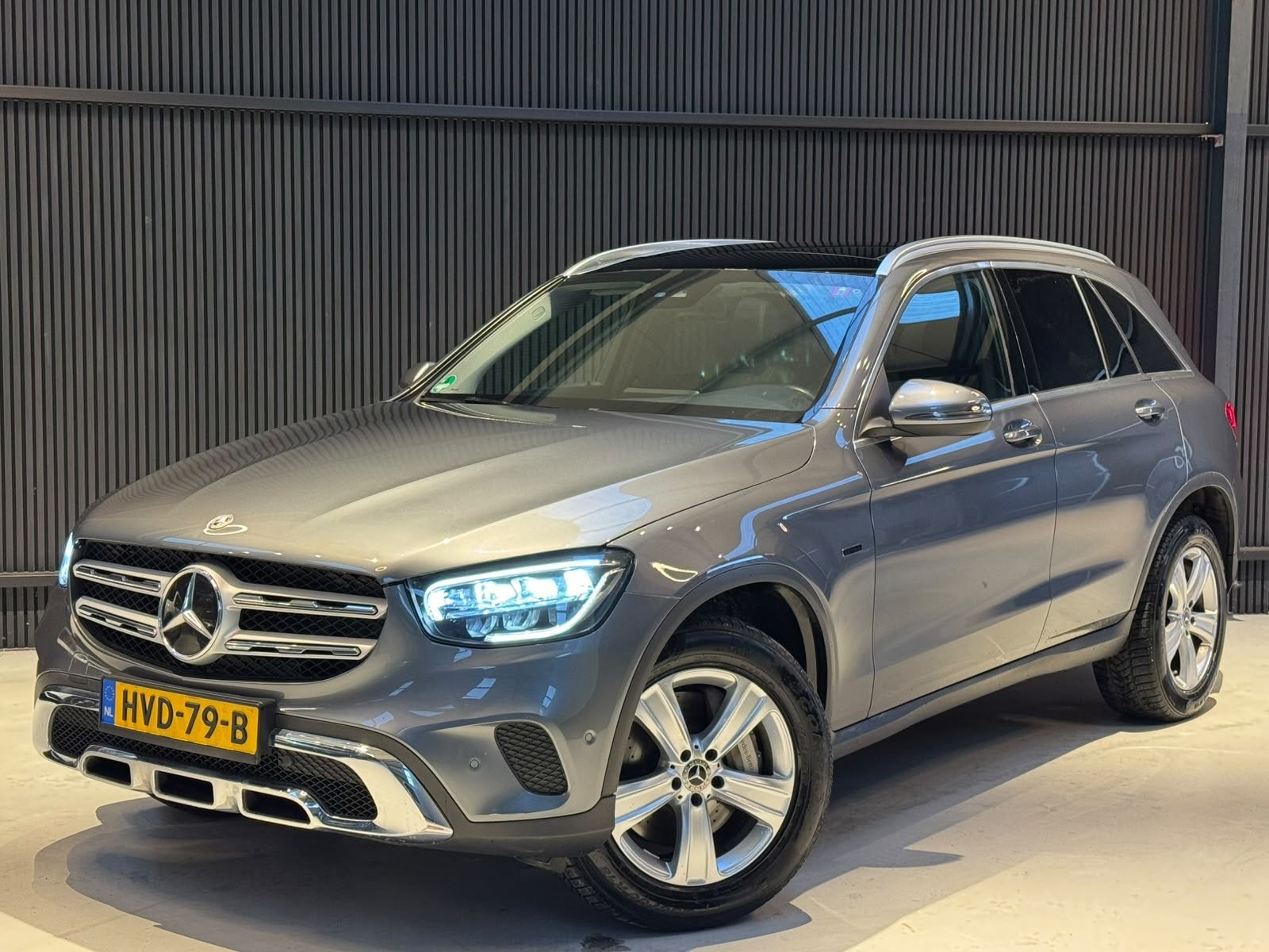Mercedes-Benz GLC-klasse 300e 4MATIC Business Solution Panor, Automaat, Dealer onderhouden, Gebruikt, Euro 6