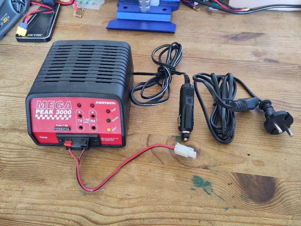 Protech Mega Peak 3000 lader, Ophalen of Verzenden, Gebruikt, Overige schalen, Onderdeel