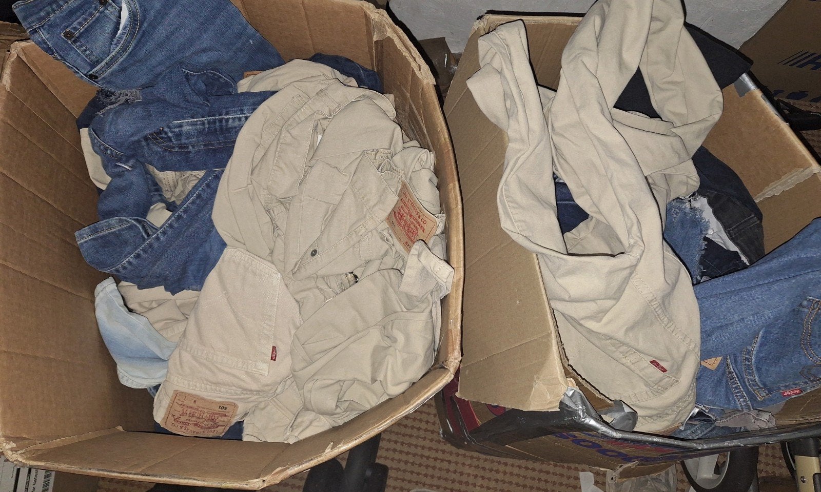 Partij 65 Levi's broeken – diverse modellen en maten, Ophalen of Verzenden, Gedragen, Levi's