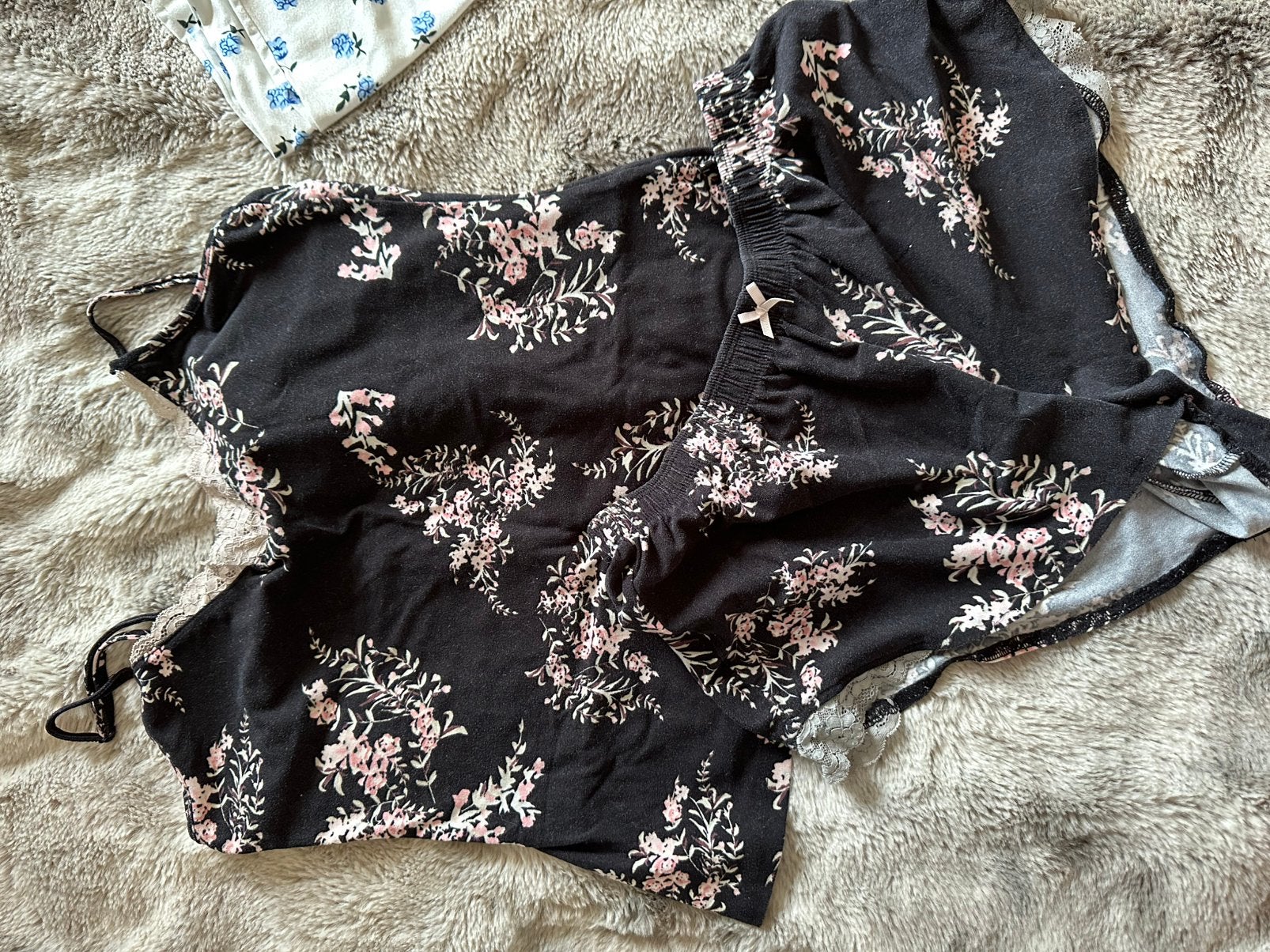 3 Pyjama’s, Ophalen of Verzenden, Zo goed als nieuw, Meisje, Nacht- of Onderkleding