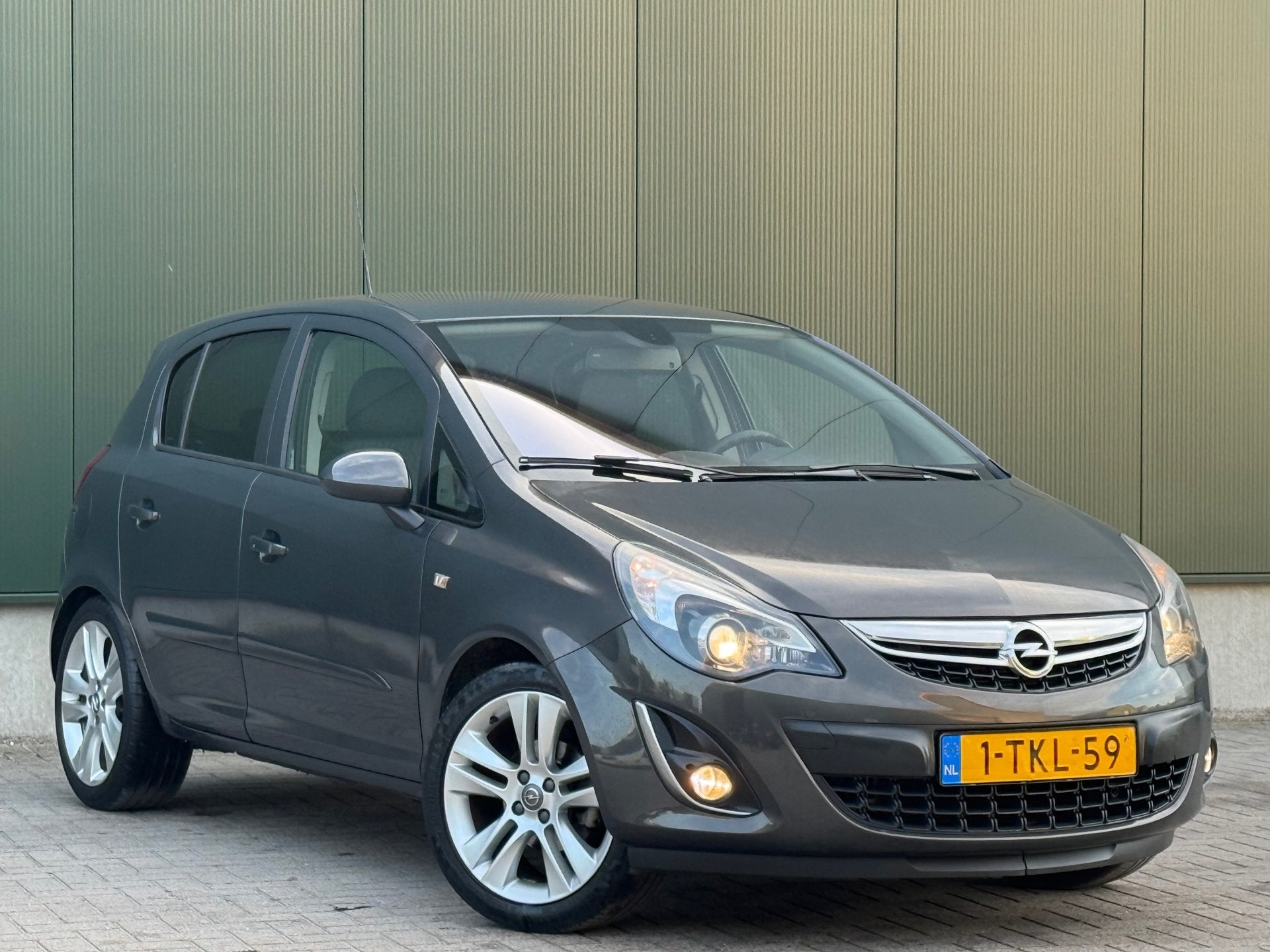 TOPSTAAT Opel Corsa 1.4-16V Cosmo | VOLLE AUTOMAAT Unieke KM, Auto's, Opel, Euro 5, 101 pk, Gebruikt, 1398 cc