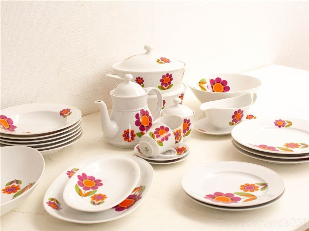 Seltman Weiden Rerto servies Bavaria 26967, Gebruikt, Ophalen of Verzenden, Bord(en), Overige stijlen