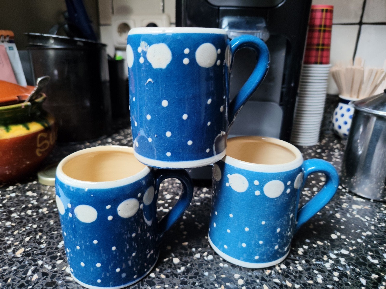 3 mokken handpainted, Ophalen of Verzenden