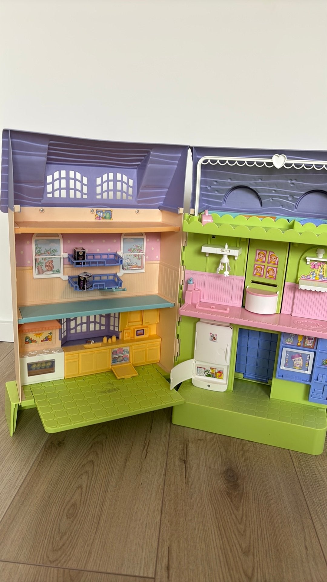 Poppenhuis, Ophalen of Verzenden, Zo goed als nieuw, Poppenhuis