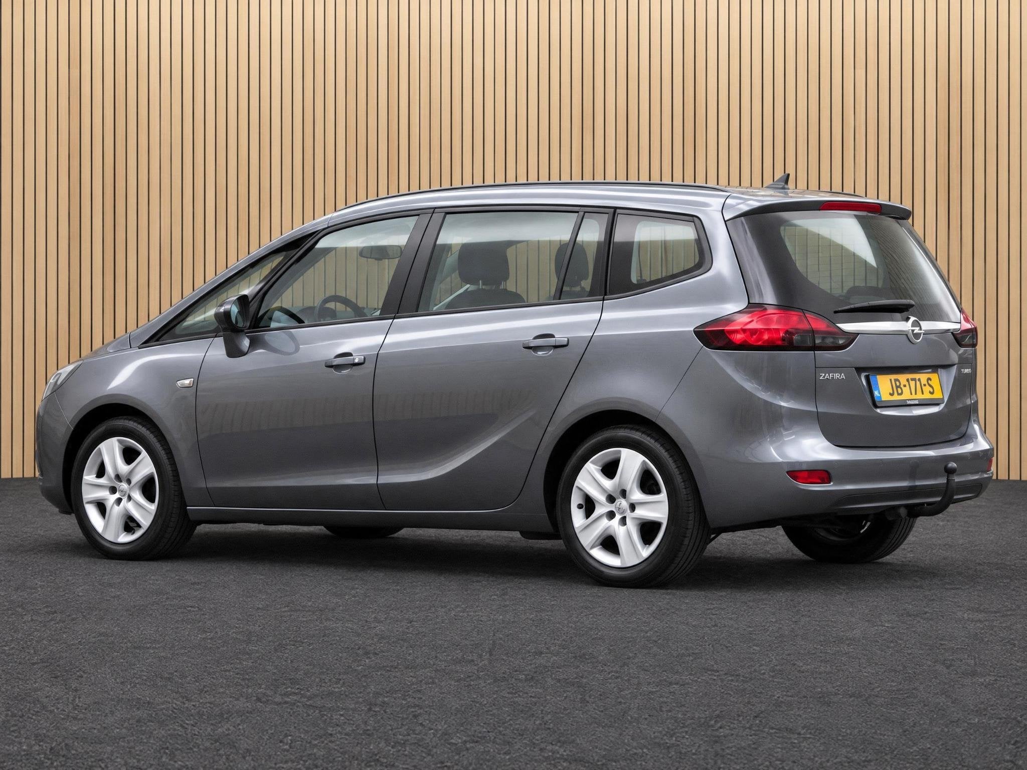 Opel Zafira Tourer 1.4 Edition | Navi / Airco / Cruise, Auto's, Stof, Gebruikt, 4 cilinders, Origineel Nederlands