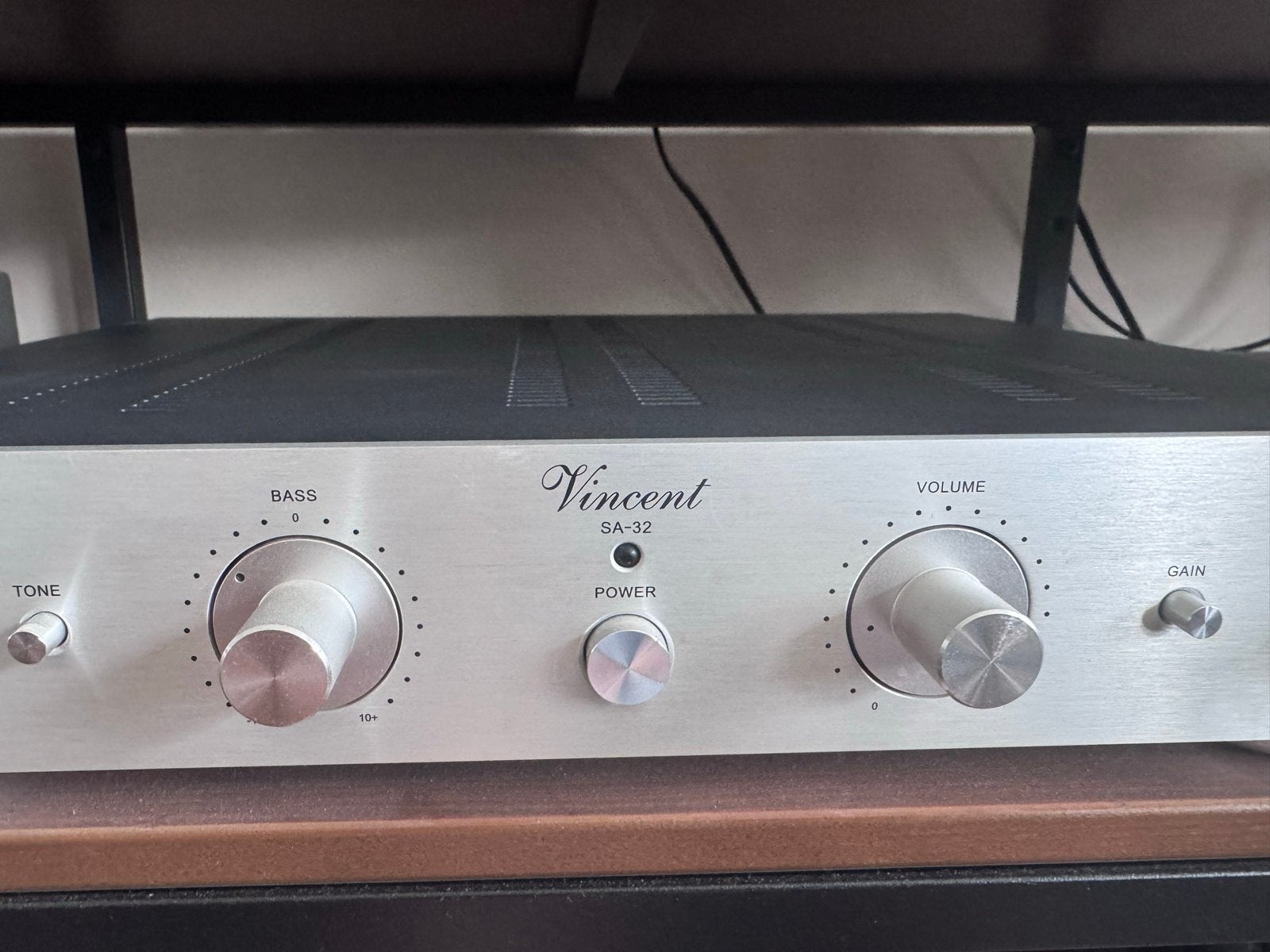 Vincent SA-32 Voorversterker - Uitstekende Staat, Zo goed als nieuw, Ophalen, Overige merken, Minder dan 60 watt
