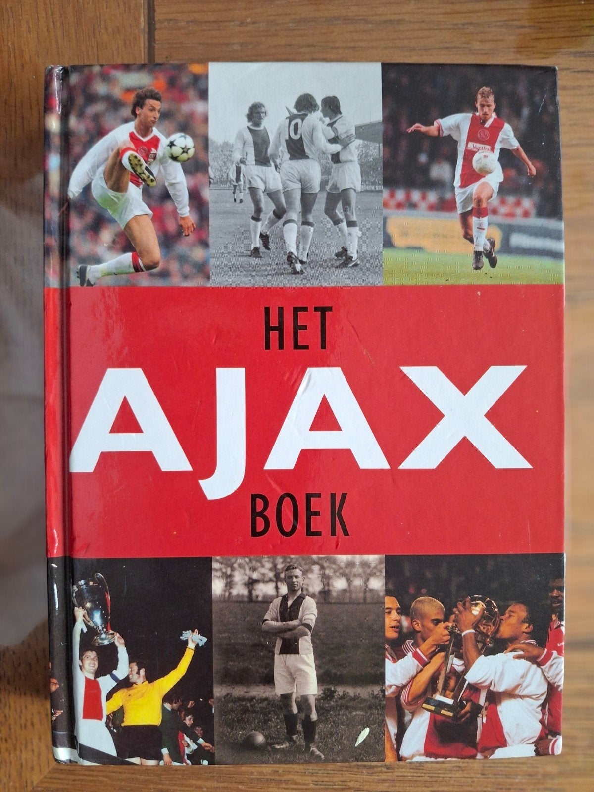 Het Ajax Boek - Zo goed als nieuw, Ophalen of Verzenden, Zo goed als nieuw, Onbekend, Balsport