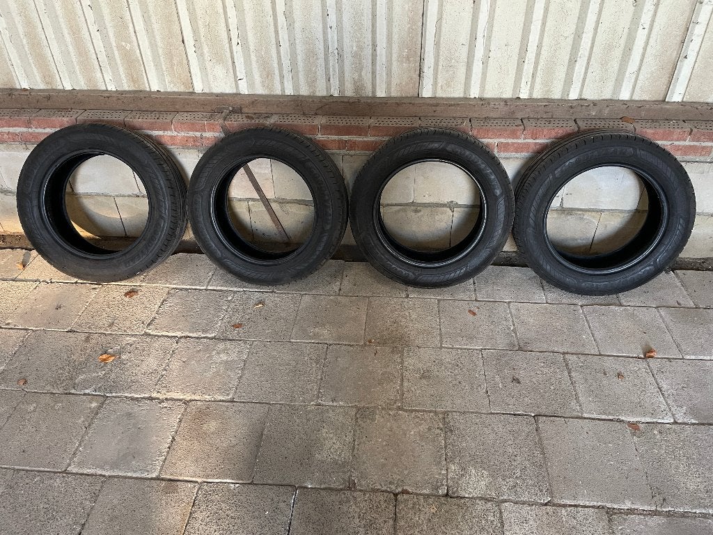Good Year demo banden 4 stuks 215/60R17C, Auto-onderdelen, Banden en Velgen, Ophalen, 17 inch, Band(en), Zomerbanden