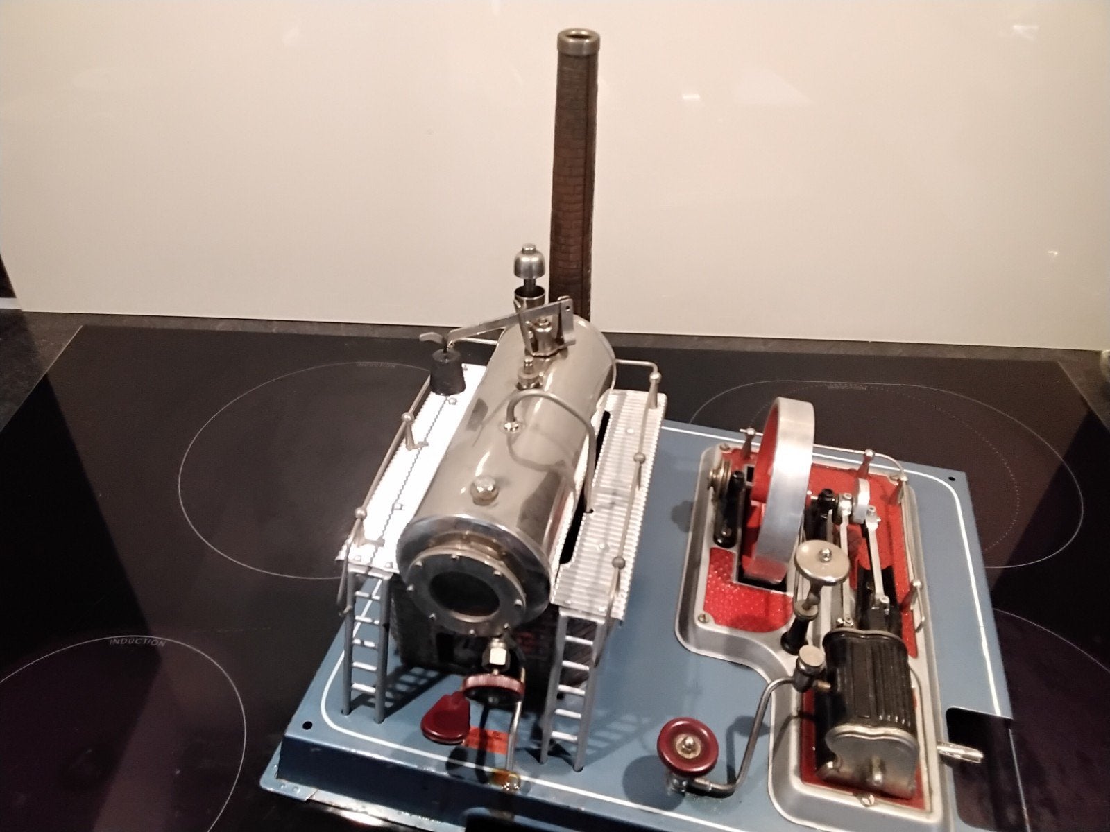 Wilesco D20 stoommachine met veiligheidsventiel, Ophalen of Verzenden, Gebruikt, Jongen of Meisje