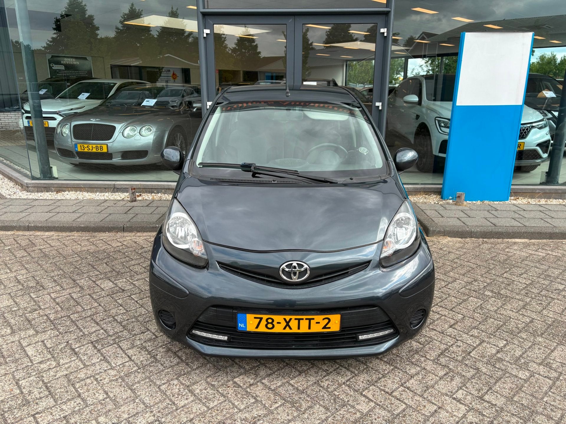 Toyota Aygo 1.0 VVT-i Aspiration *AC dealer onderhouden, Auto's, Toyota, Voorwielaandrijving, Euro 5, Gebruikt, 4 stoelen