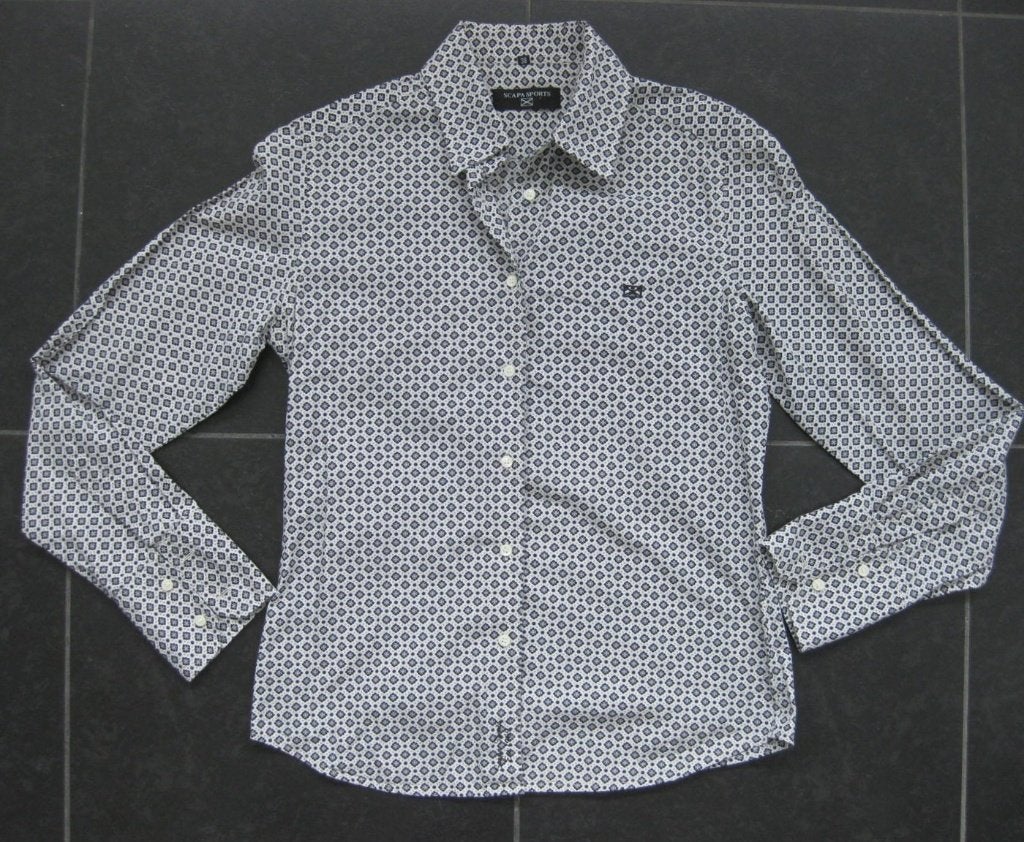 Scapa Sports blouse, wit met blauw patroon getailleerd 38, Maat 38/40 (M), Blauw, Zo goed als nieuw, Scapa sports