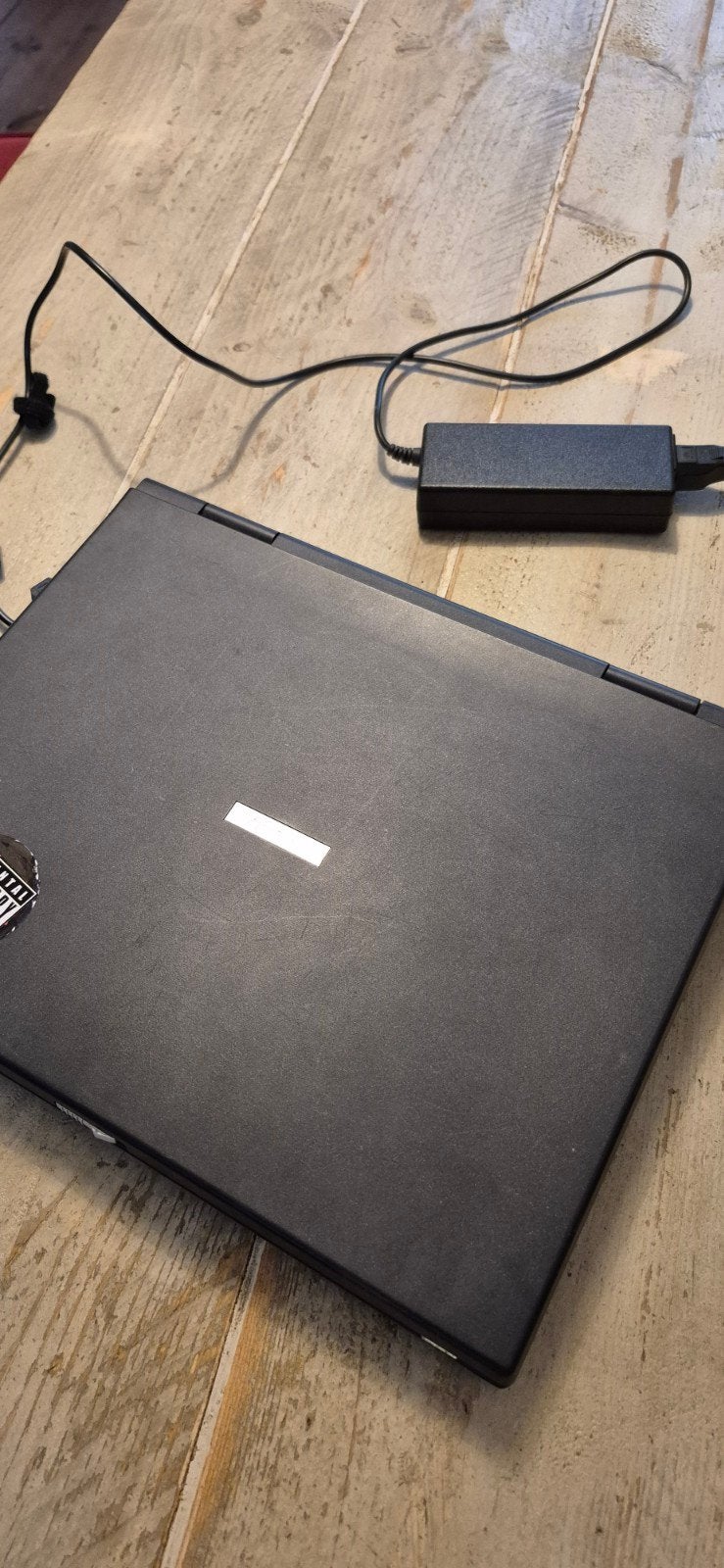 Werkende win2000 laptop met FireWire poorten voor scanner, Ophalen of Verzenden, Gebruikt, 2 tot 3 Ghz