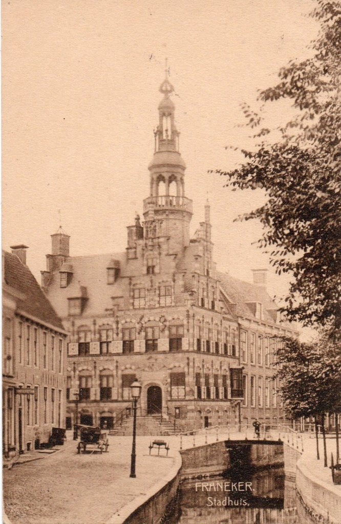 Franeker, Gezicht op het Stadhuis. 6983, Verzenden, Voor 1920, Gelopen, Friesland
