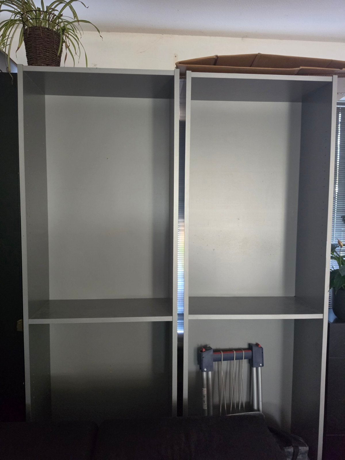 Billy Boekenkast Grijs, prijs is per stuk (3stuks nog beschi, Met plank(en), Gebruikt, 200 cm of meer, 25 tot 50 cm
