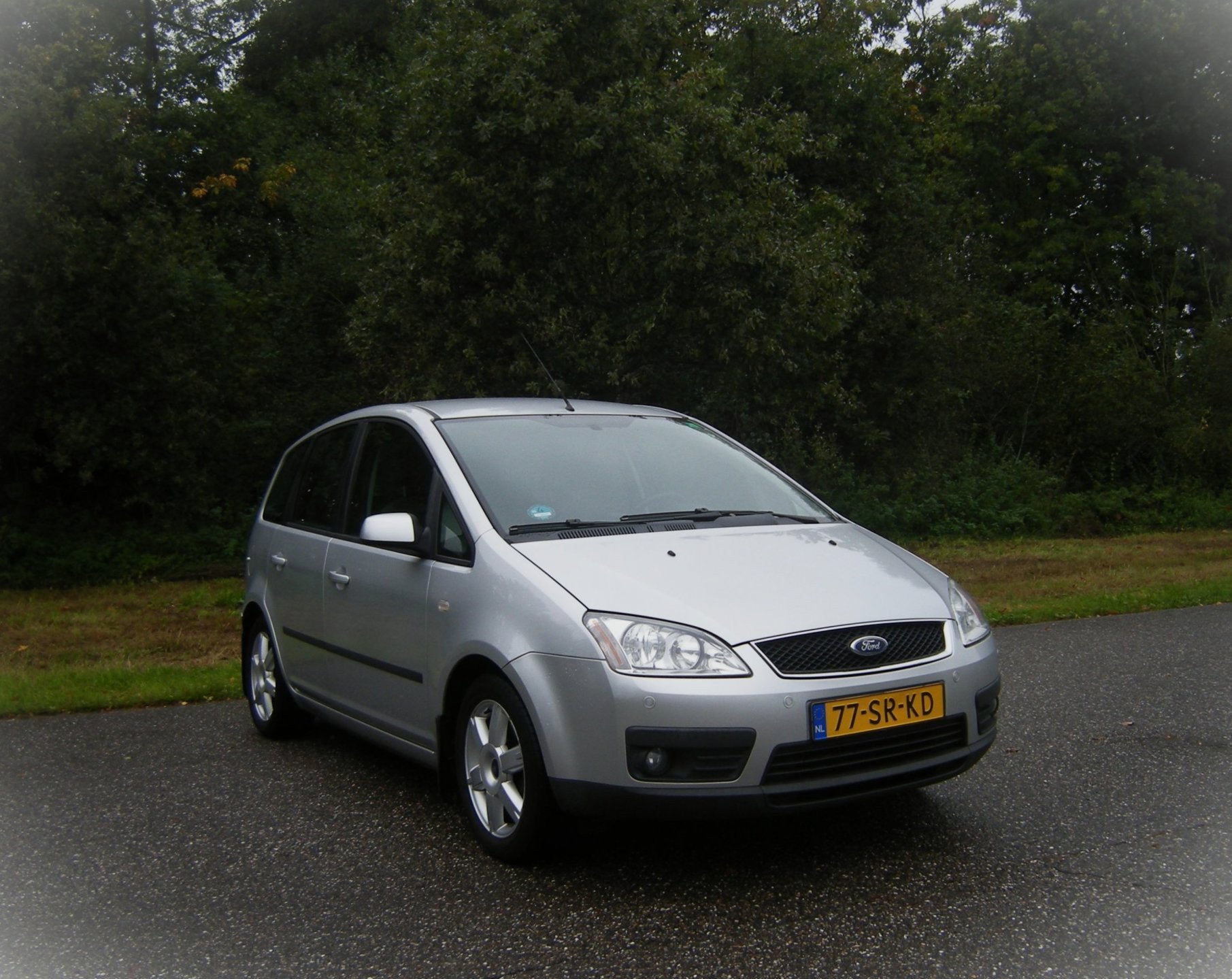 Ford Focus C-Max 1.6-16V Futura . Airco . Trekhaak . PDC . L, Auto's, Voorwielaandrijving, Gebruikt, Zwart, 4 cilinders