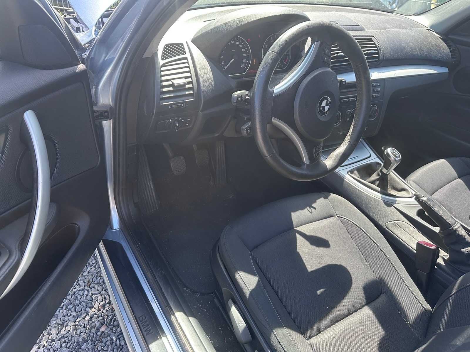 BMW - 1-serie - 118i - L-004-ZP- 2008, Auto's, 1-Serie, Achterwielaandrijving, Blauw, Handgeschakeld