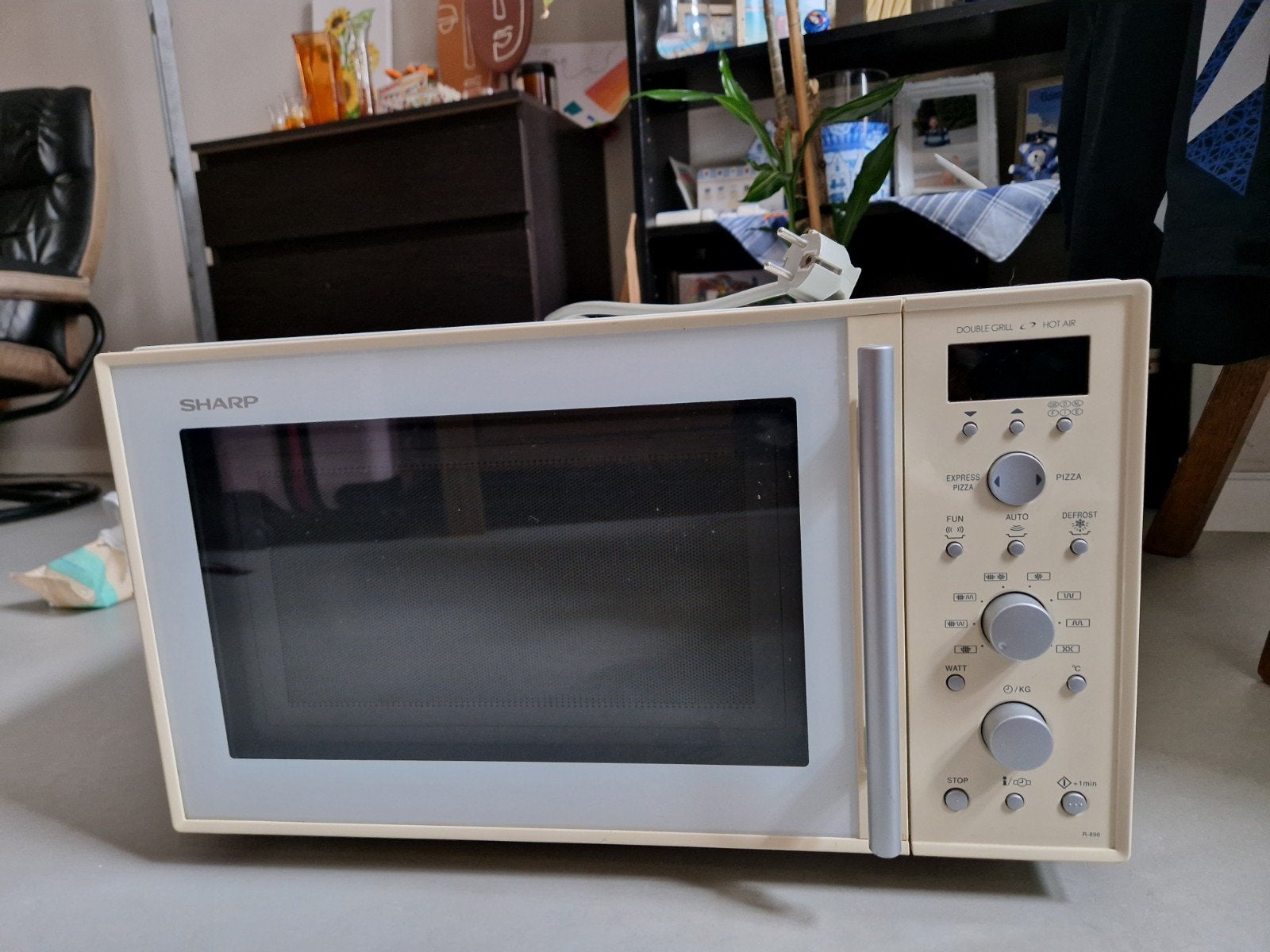 Sharp Combimagnetron R-898(W) met Grill en Hete Lucht, Witgoed en Apparatuur, Ophalen, Combimagnetron, Zo goed als nieuw, Grill