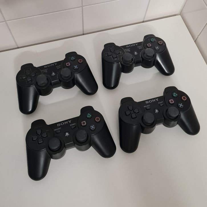 4x DEFECTE playstation 3 Controllers, Ophalen of Verzenden, Niet werkend, Met 3 controllers of meer