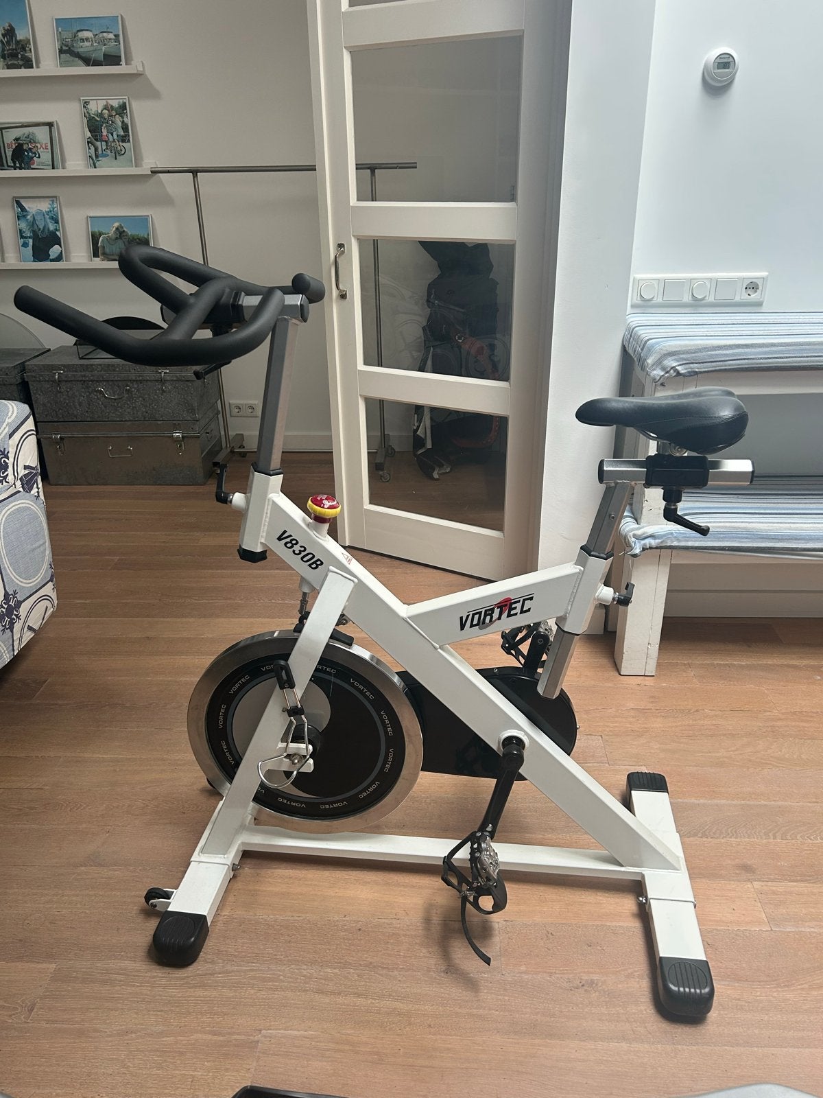 Vortec V830B Spinningfiets, Sport en Fitness, Fitnessapparatuur, Gebruikt, Spinningfiets, Benen, Metaal, Ophalen