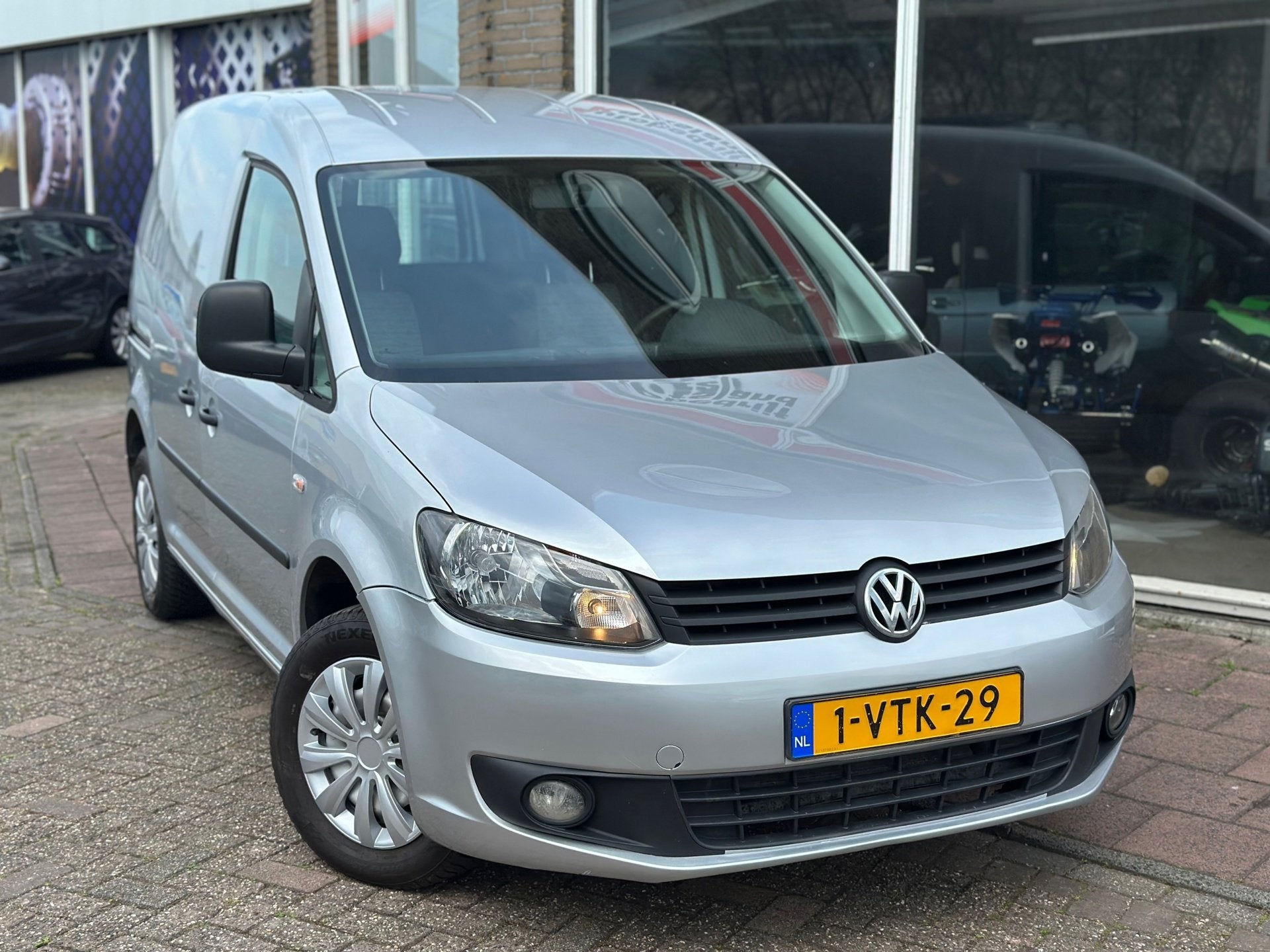 Volkswagen Caddy 1.6 TDI - Airco - Schuifdeur - APK 25-08-20, Auto's, Voorwielaandrijving, Euro 5, Stof, Gebruikt
