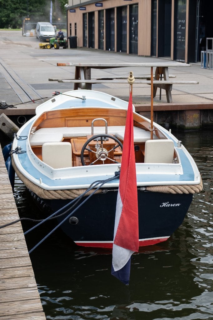 Vlet 600 - stalen sloep, Kabelaring, Gebruikt, Staal, Binnenboordmotor