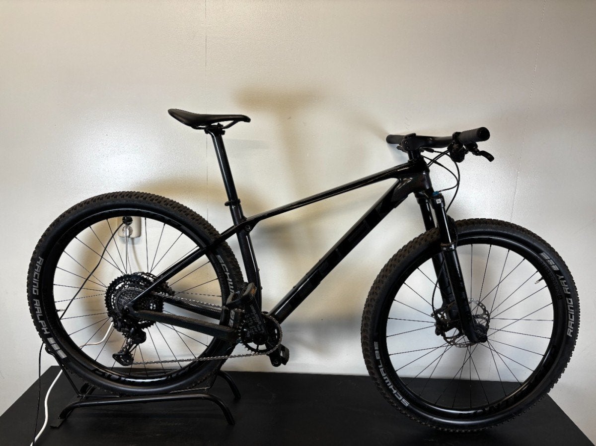 TREK Procaliber 9.8 Heren Dark Prismatic/Trek Black, Ophalen, Gebruikt, -, Heren