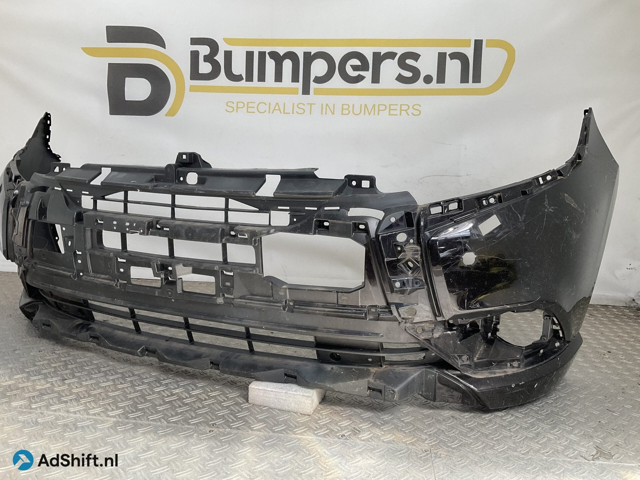 Bumper Mitsubishi Outlander 2019 6410G227ZZ Voorbumper B8-22, Bumper
