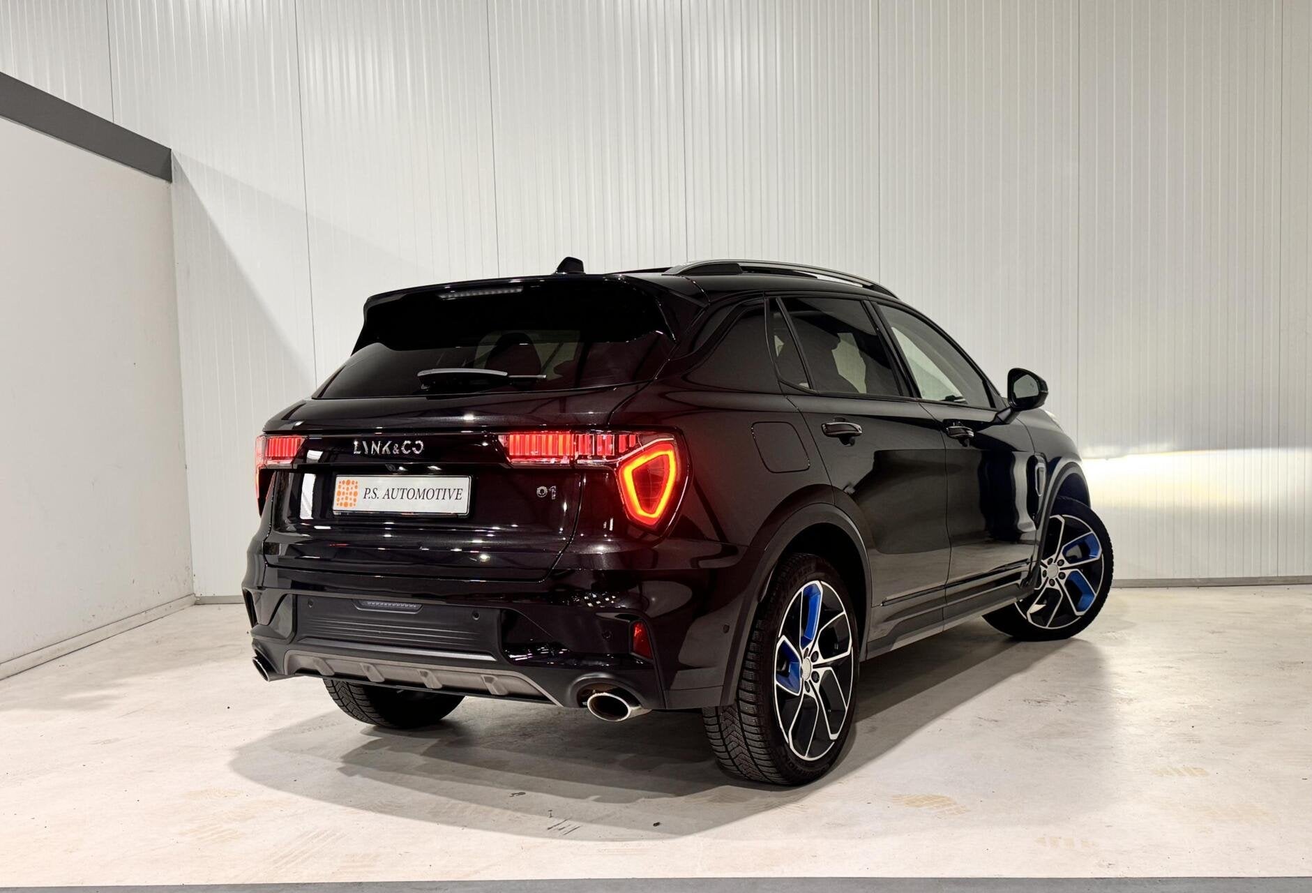 Lynk & Co 01 Plug In Hybrid|PANO|360|MEMORY|CARPLAY|, Auto's, Automaat, Gebruikt, Overige carrosserieën, Met garantie (alle)