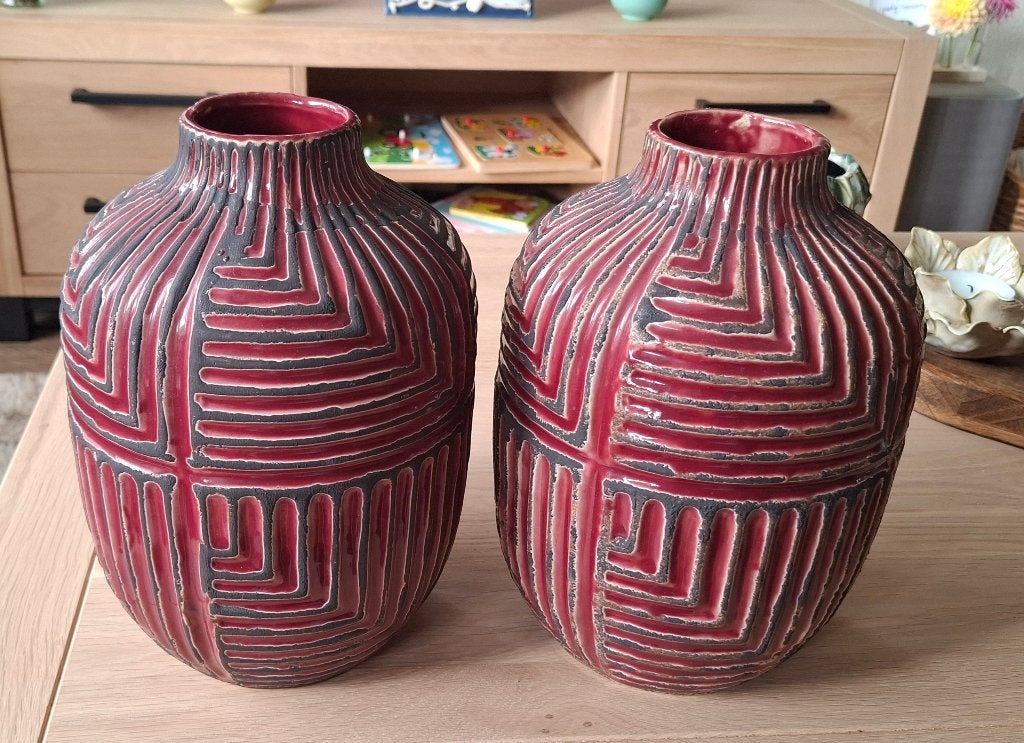 Vazen, Huis en Inrichting, Woonaccessoires | Vazen, Ophalen, Zo goed als nieuw, Rood, Steen/keramiek