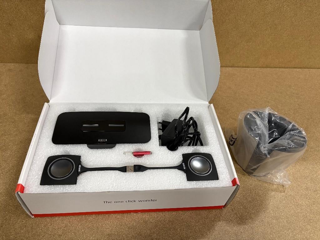 Barco CSM-1 R9861017 Clickshare set incl. tray | ZGAN, Ophalen of Verzenden, Zo goed als nieuw, Video