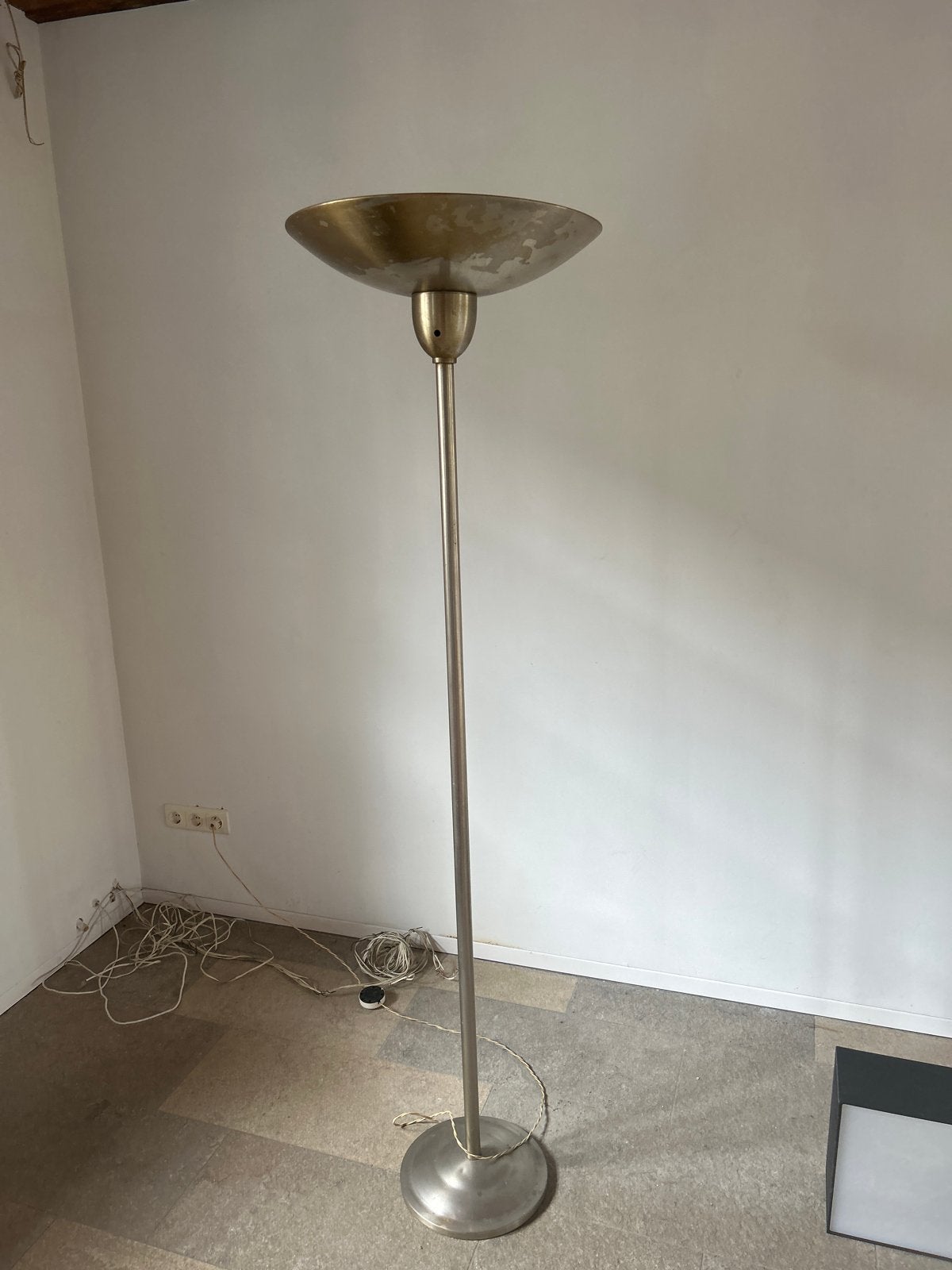 Stijlvolle staande lamp - uplighter, Ophalen, Gebruikt, E27 (groot), Metaal
