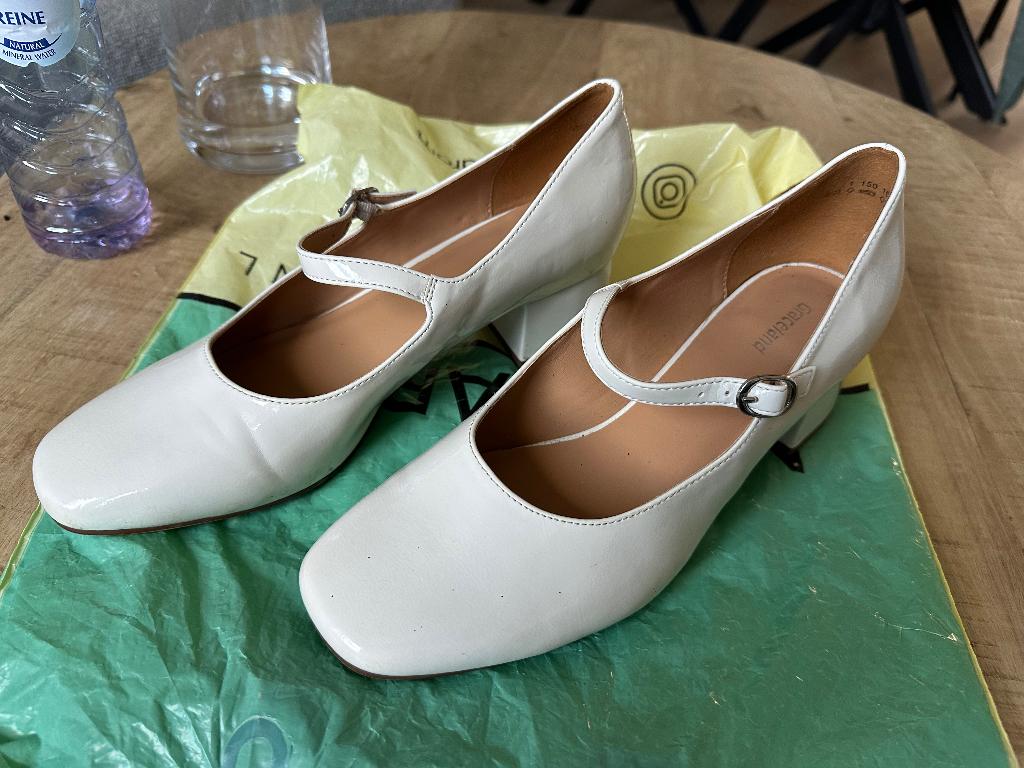 Witte bruiloft schoenen, Ophalen, Schoenen met lage hakken, Wit, Zo goed als nieuw
