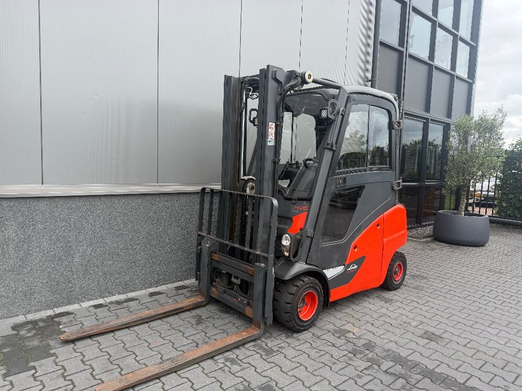 Linde H20D diesel heftruck 'triplo' '3789 uren', Linde, Diesel, Heftruck, Ophalen of Verzenden