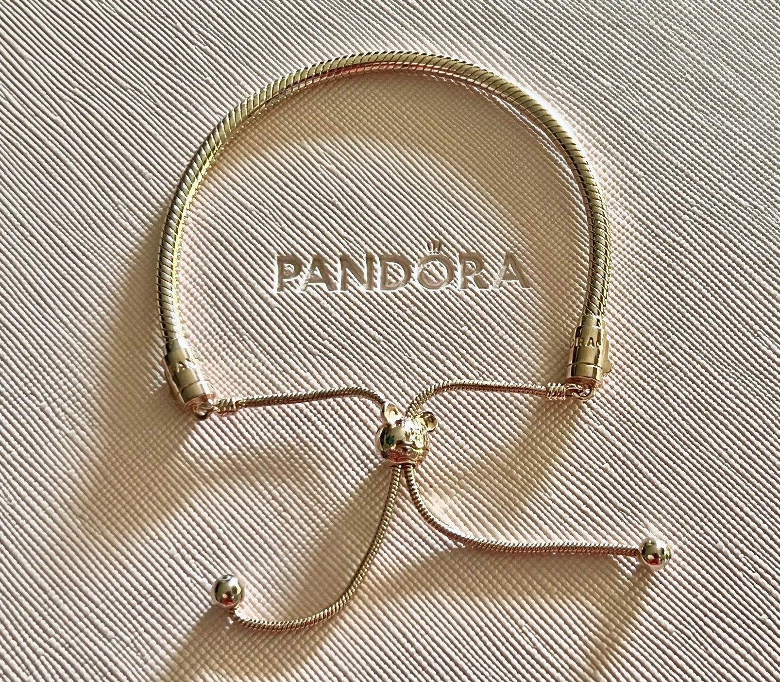 Pandora armband Rosé goud verguld Mickey sluiting 19 cm, Verzenden, Zo goed als nieuw, Roze, Met bedels of kralen