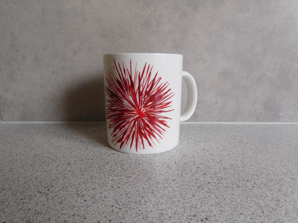 Mok 354 ml. Kerst 2014 Starbucks, Huis en Inrichting, Keuken | Servies, Ophalen of Verzenden, Zo goed als nieuw, Overige stijlen