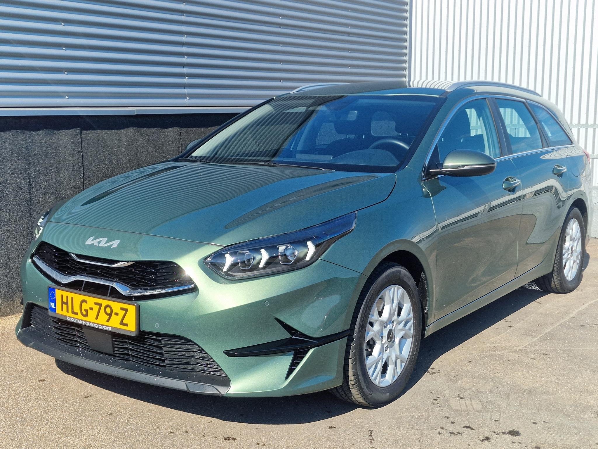 Kia Ceed Sportswagon 1.5 T-GDi DynamicLine Trekhaak, navigat, Voorwielaandrijving, Dealer onderhouden, Stof, Gebruikt