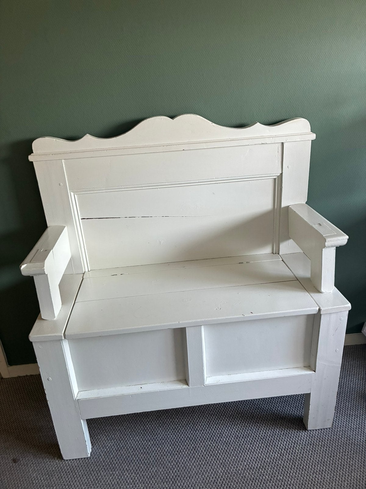Houten bankje met opbergvak, Ophalen