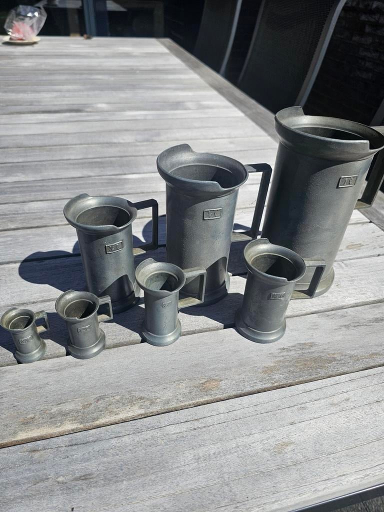 Antieke tinnen maatbekers set Peltrato, Antiek en Kunst, Ophalen