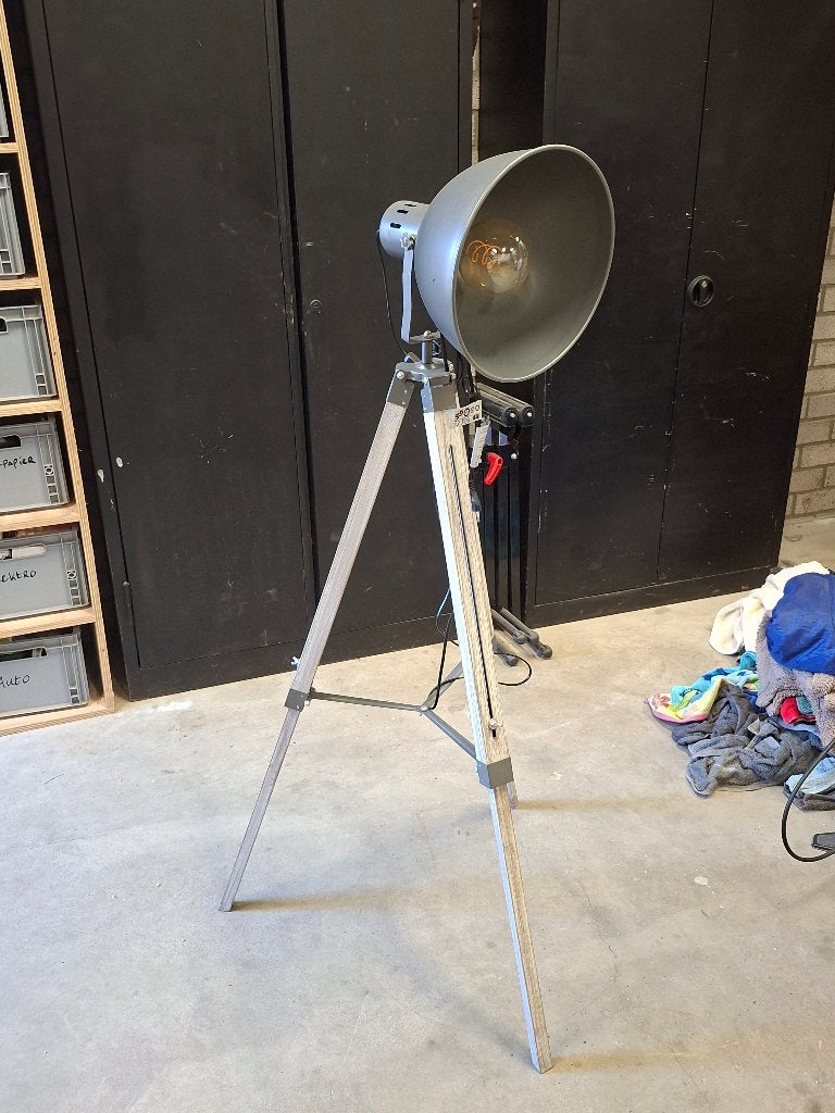 Staande lamp met spiraal peer, Ophalen, 100 tot 150 cm, Overige fittingen, Zo goed als nieuw