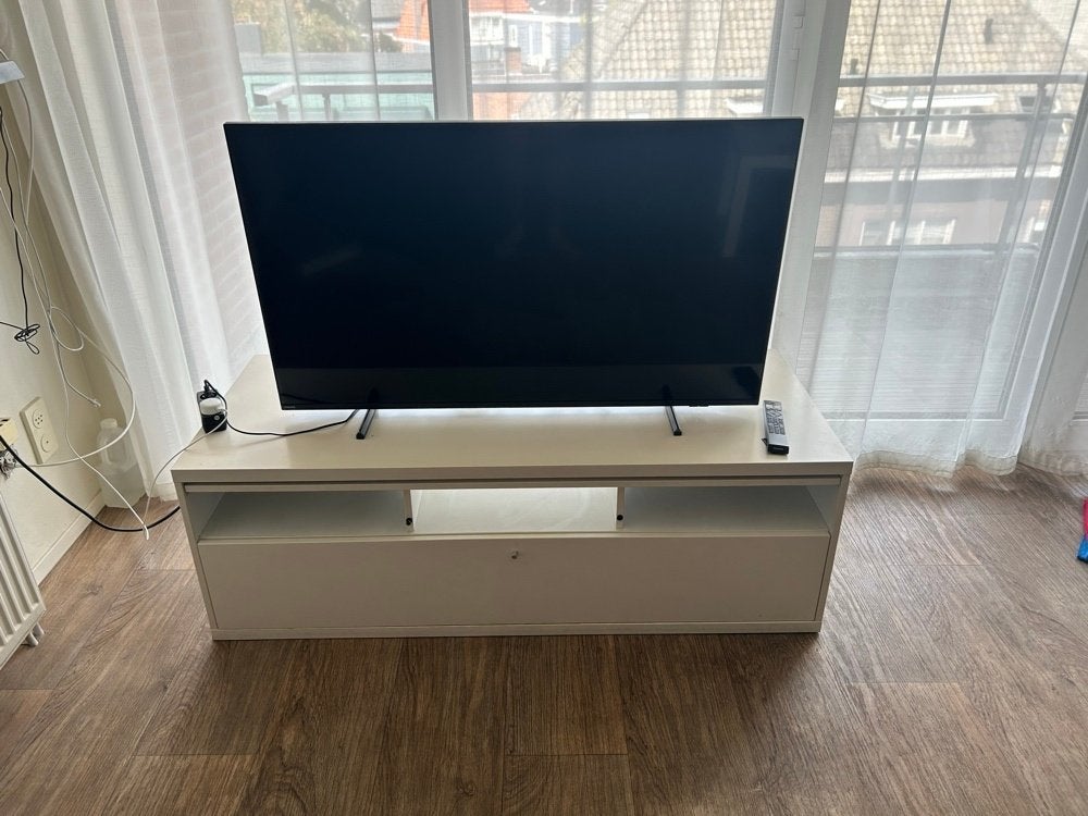 IKEA Wit TV-Meubel / TV Dressoir – Strak & Nette Staat, Ophalen, Zo goed als nieuw, 25 tot 50 cm, Minder dan 100 cm