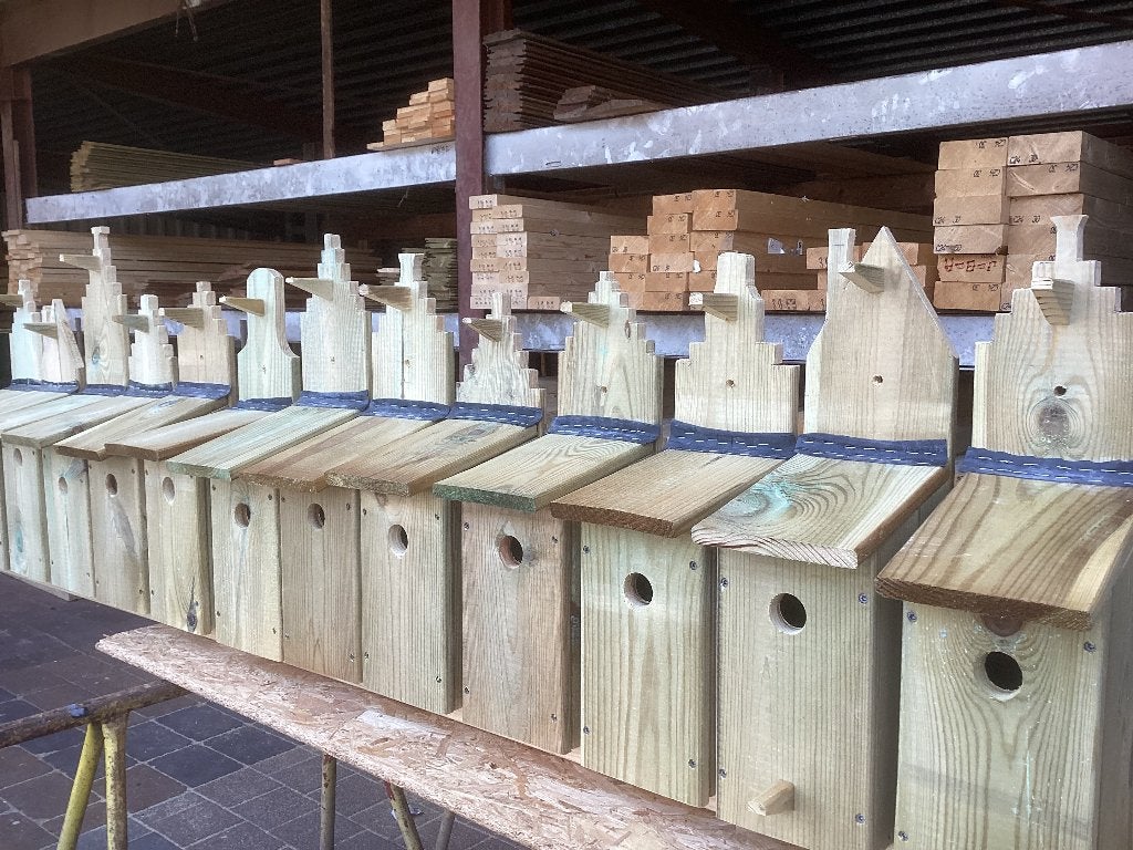 Vogelhuisjes van geïmpregneerd tuinhout., Ophalen, Nieuw