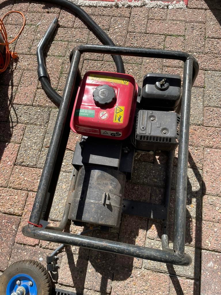 Aggregaat honda 2200, Ophalen of Verzenden, Zo goed als nieuw, Minder dan 5 kVA, Benzine