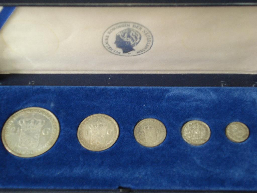 WILHELMINA MUNTSET VAN RIJKSDAALDER TOT 10 CENT, Postzegels en Munten, Munten | Nederland, Setje, Zilver, Ophalen of Verzenden