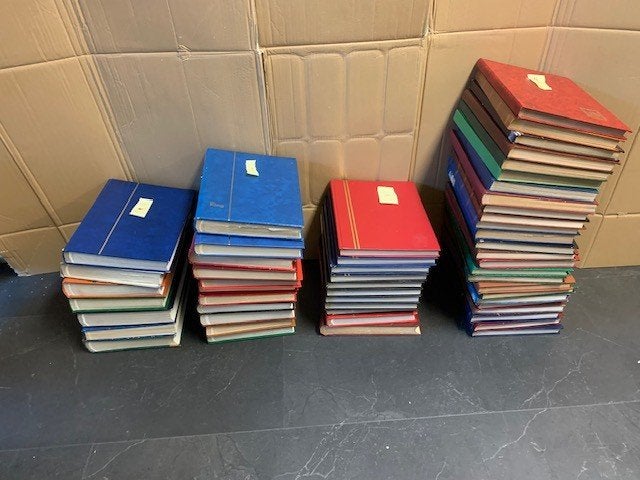 54stuks lege postzegel albums, Ophalen, Verzamelalbum